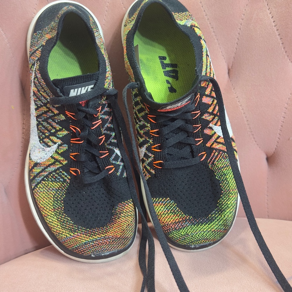 Nike Black and Green Athletic Shoes